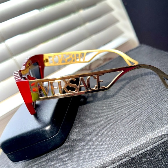 Versace Red Sunglasses - Picture 4 of 11